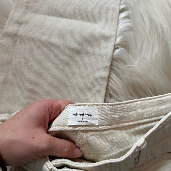 ARITZIA Wilfred Free Cream Straight Leg Jean - Picture 3 of 4